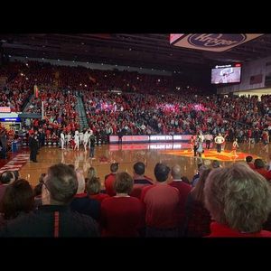 Meet your Posher, Liz